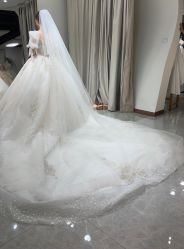 -不晚国际婚纱礼服