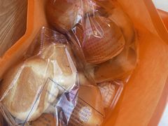 -白玉兰食品甜凤店(合生汇店)