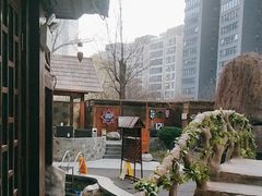 -裕龙汤泉