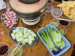 -威邵鸡煲(西华路总店)