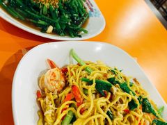 -班赞海鲜市场胖阿姨加工点
