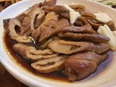 -老鼎万春卤菜(五代传承创始老店)