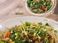 -官塘鱻鱻鱼生