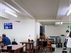 大堂-宝瑞门钉肉饼店