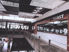-ROAST coffee & eatery