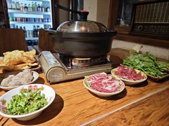 -猫爷的腔调·黔小馆(交大医学住宅区店)