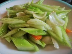 西芹百合-民族饭荘(新华大街店)