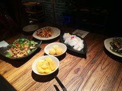 -老牌坊云南鱼豆花火锅(嵩山店)