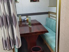 -嘉峪关伊俩寺烤肉店