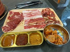 -允辛家·自助泥炉烤肉(九亭店)