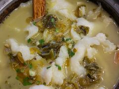 -周鱼小馆石锅酸菜鱼(活力汇店)