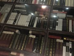 -钟书阁(松江泰晤士小镇店)