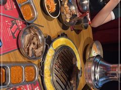 -青瓦炭韩潮烤肉(花园道店)