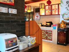 -佬钱湾仔(衣裳街店)