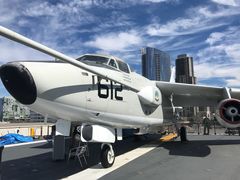 -中途岛号航空母舰博物馆