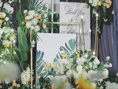 -臻爱婚礼嫁衣美妆