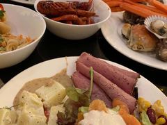 -富力希尔顿酒店·地阔自助餐厅