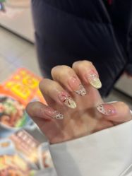 -晨·艺美甲美睫