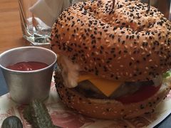 -FAT COW(虹梅路店)