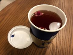 玫瑰樱花青茶-瑞幸咖啡(1+1大厦店)