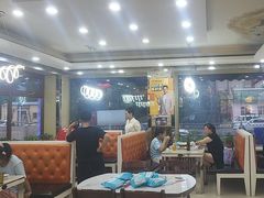 -老码头黑皮肘子锅包肉熏酱水饺(文政街店)