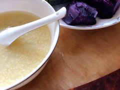 -爱的果实月嫂育婴师(世纪东方店)