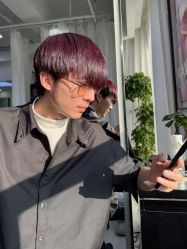-V7 HAIR SALON