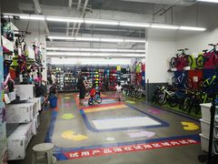 -迪卡侬(南二环店)