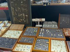 -银泰百货(海宁店)