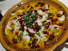 酸菜黑鱼-阿英煲(凉城路店)