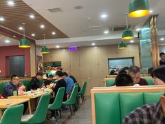 大堂-丛林狼非遗酱骨·现炒餐厅(人民路店)