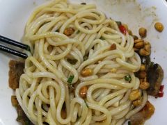 -牛八宝桂林米粉(八里庄店)