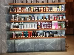 零售区-星巴克臻选(南京艾尚天地店)