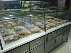 面包甜点陈列柜-BreadTalk面包新语·烘焙蛋糕(东方宝泰广场店)
