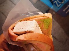 -詹爷爷乌节路街头冰淇淋