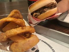 蘑菇牛肉汉堡-FATBURGER 特富客汉堡(外交公寓店)