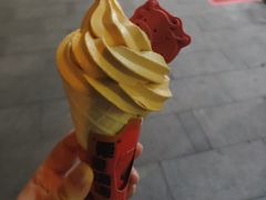 -麦当劳(新世纪环球中心店)