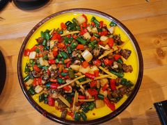 -临界音乐酒馆·小龙虾·江湖菜(华熙LIVE·鱼洞店)