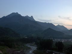 -雾灵西峰
