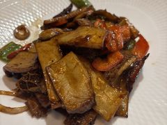 -荟廷·晶萃(陆家嘴尚悦湾店)