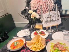 -静香HOUSE·全时段融合餐厅(七星欢乐颂店)