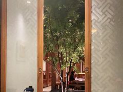 -萨拉伯尔(燕莎友谊商城店)