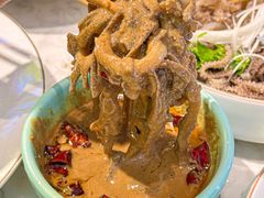 -嗨辣小聚·盘锦河蟹·海鲜烧烤龙虾(盘锦十年好店)