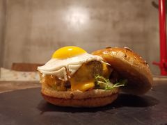 -HIGH FIVE哈福手工汉堡(桂林路店)