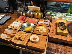 -银米·云南传统过桥米线(双廊黑金冠店)