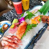 减肥也要去拔草的海鲜日料放题店