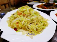 火爆大头菜-锅贴王海鲜小馆