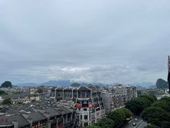 -四月吧餐厅(正阳步行街店)
