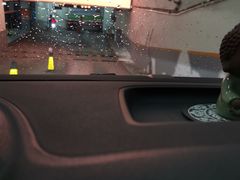 -绿地缤纷城-停车场