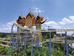 -七彩云南欢乐世界